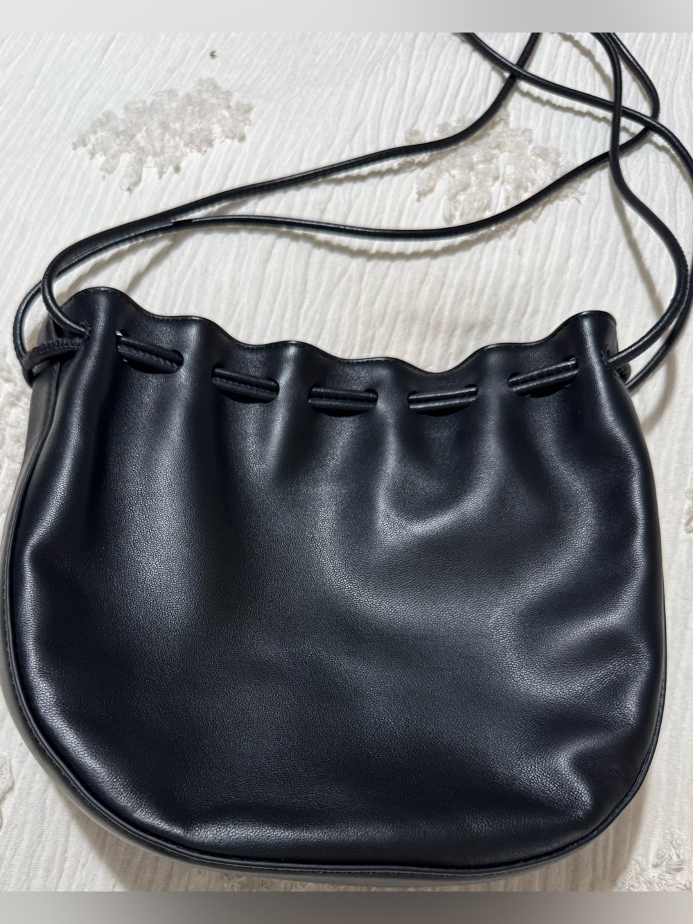 COS LEATHER GATHERED POUCH Black Drawstring Crossbody Bag - Picture 6 of 10